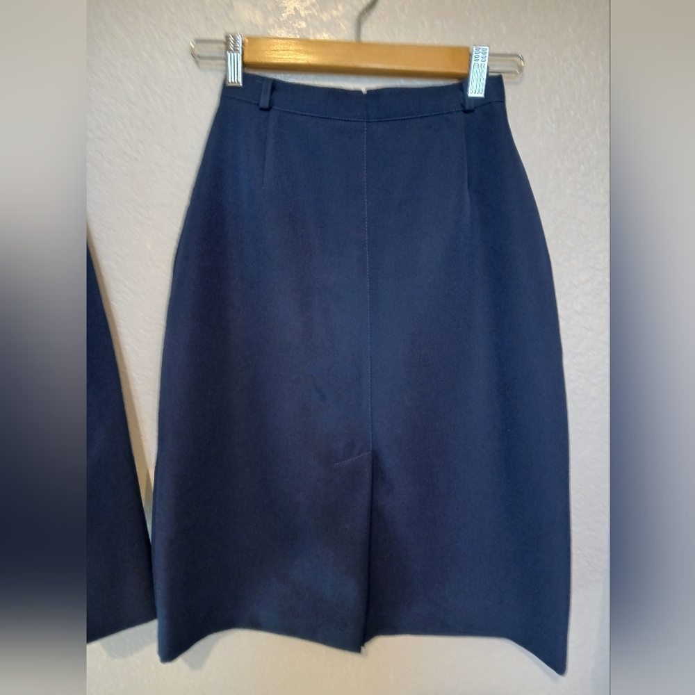 Panther 2 Piece Navy Blue Blazer Jacket & Matching Skirt Suit Set Skirtsuit XS - Picture 4 of 8
